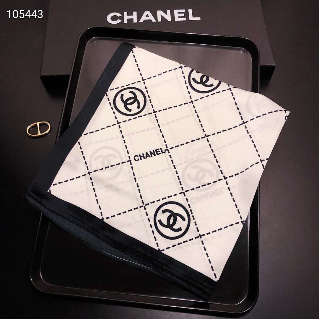 レディース ＣＨＡＮＥＬ大判シフォンスカーフ ピンクローズ 箱付き