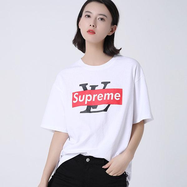 メンズsupremeTシャツ