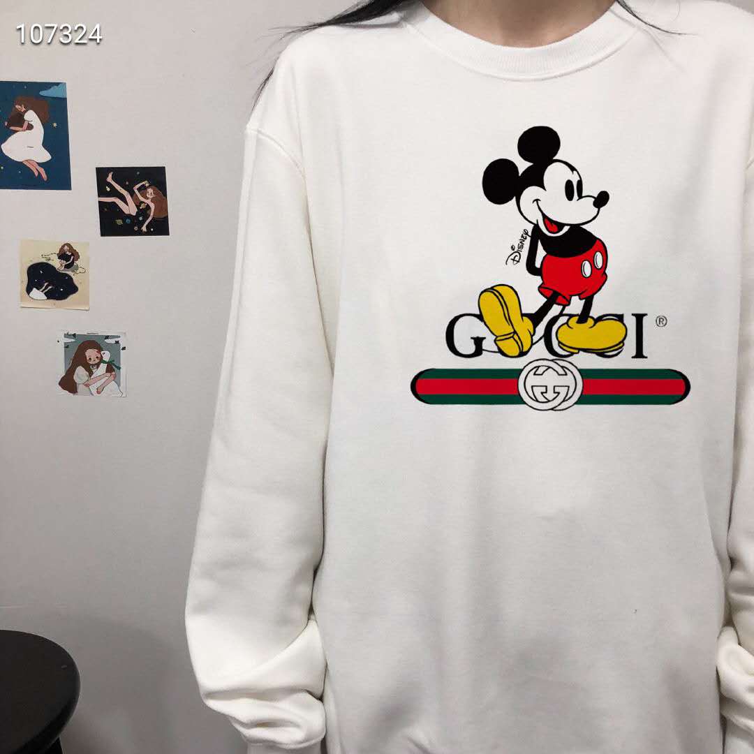 GUCCI ミッキー コラボ トレーナー かわいい プルオーバー オシャレ グッチ レディース向け スウェット 長袖 人気 Mickey クルーネック  トレーナー プリントログ 秋トップス 送料無料