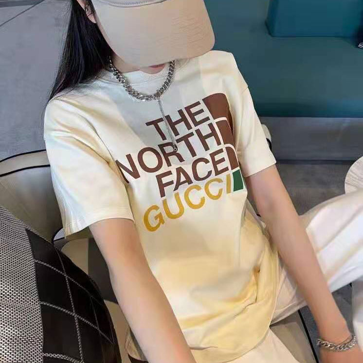 GUCCI ノースフェイス コラボ Ｔシャツ レディス メンズ グッチ カットソー オシャレ 半袖 グッチ x The North Face コットン  Tシャツ ユニセックス ファッション パロディ 送料無料