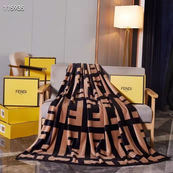 ブランド フェンディ 毛布 FFモチーフ ブランド FENDI ブランケット 激安 ひざ掛け フェンディ ブランド Fendi エアコン毛布  タオルケット オールシーズン 送料無料